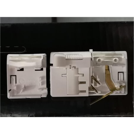 ADAPTOR UNIVERSAL L4U10.01.003450