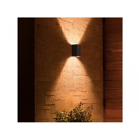 Resonate Hue WACA wall lantern black 2x8